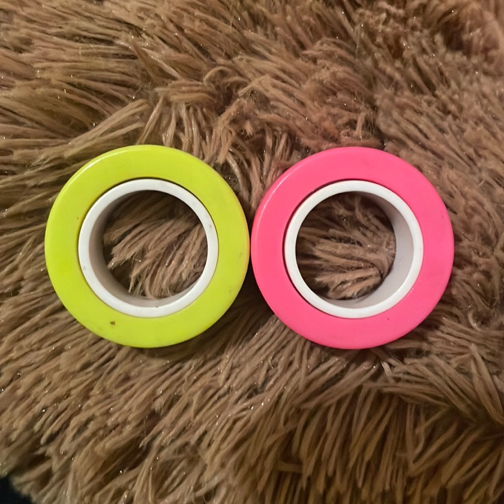 Fidget spinners
